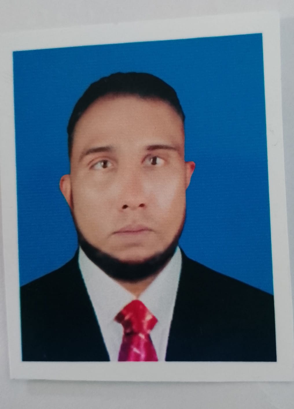 নির্বাহী পরিচালক